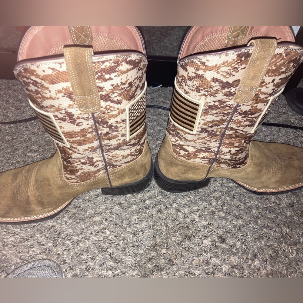 Ariat boots size 10